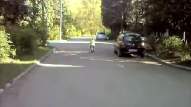 Лизка. Карусели и велосипед смотреть онлайн