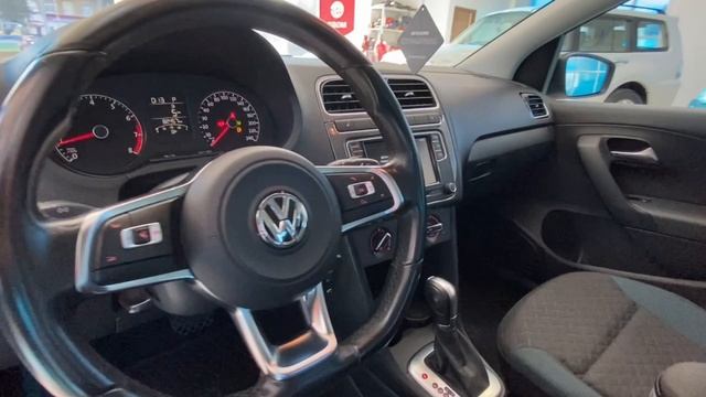 VW Polo белый 1,6АТ