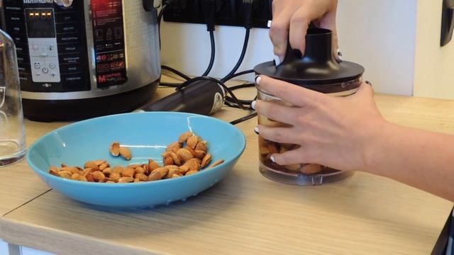 Простой веганский рецепт миндального молока смотреть онлайн