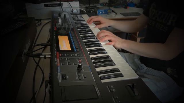 Roland Juno Gi - Piano&Strings 4 Demo смотреть онлайн