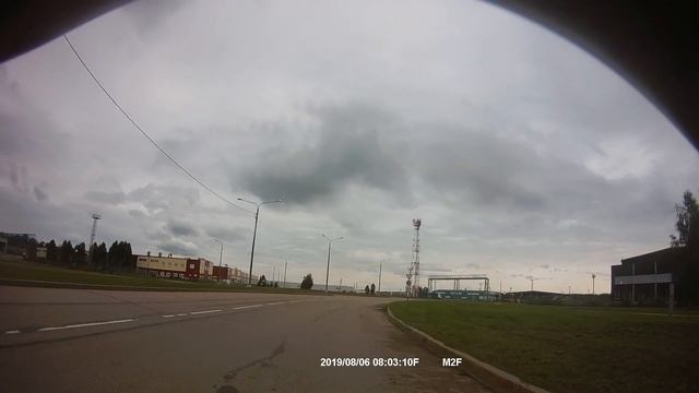 Запись с передней камеры регистратора VSYS M2F установленного на мотоцикле смотреть онлайн