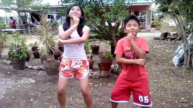 Gentleman Dance Nila. смотреть онлайн