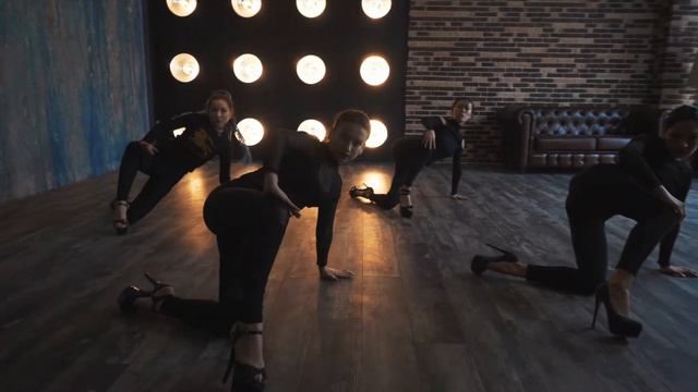 ТЦ Unidance, Алшимбаева Алия, октбярь 2018 смотреть онлайн