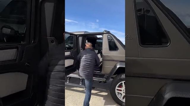 1 of 99 MAYBACH G650 Landaulet 630 HP V12 смотреть онлайн