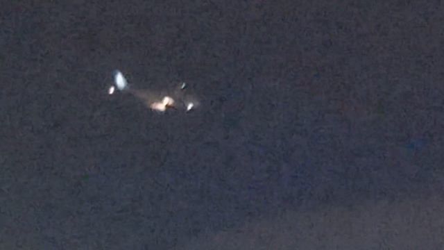 Airbus A320-214 Ural airlines Санкт-Петербург - Омск садится вечером над центром города Омска. смотреть онлайн