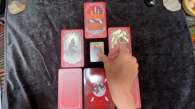 HAUNTED HOUSE Tarot Spread! ??️? смотреть онлайн