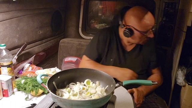 18+ Дальнобойщик США. Финская уха с Салмоном