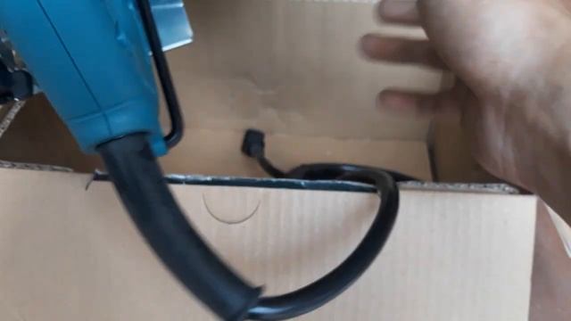 Máy Cắt Gạch Makita Chính Hãng .mã 4100NH3 .công Xuất 1200W
