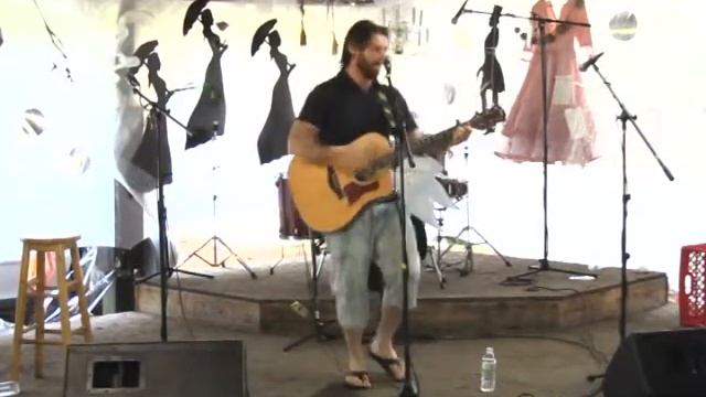 "Не похожая на сны" - В. Дркин, исп. Е. Сакирский смотреть онлайн
