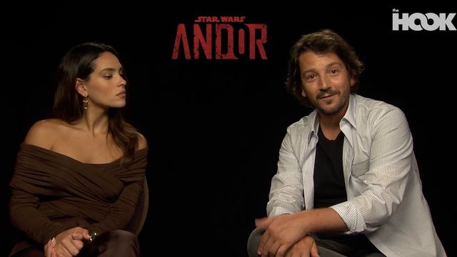 "It Just Felt Right": Diego Luna & Adria Arjona On Star Wars: Andor | @TheHookOfficial смотреть онлайн