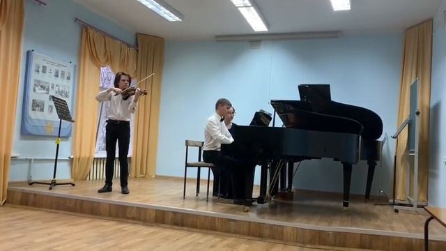 Б.Барток "Румынские народные танцы". Исполняют Асанов Иаков, Чайников Дмитрий смотреть онлайн
