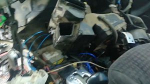 Volkswagen Passat B5+ Замена печки / радиатора отопителя салона.