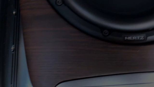 Почти 1 000 000 на автозвук для Lada Vesta, или обзор самой стильной SQ аудиосистемы студии НОТА. смотреть онлайн