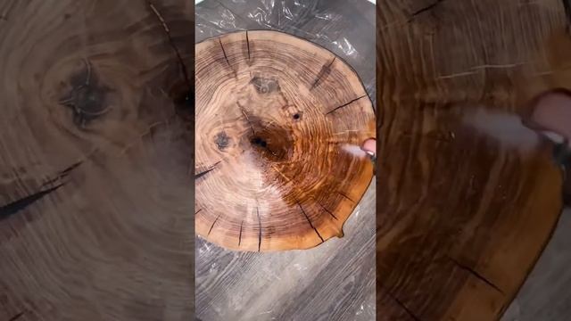 Стол из ясеня с эпоксидной смолой смотреть онлайн