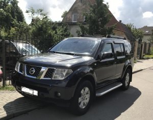 Замена лампочек подсветки коробки и подстаканника Ниссан Патфайндер (Nissan Pathfinder r51)