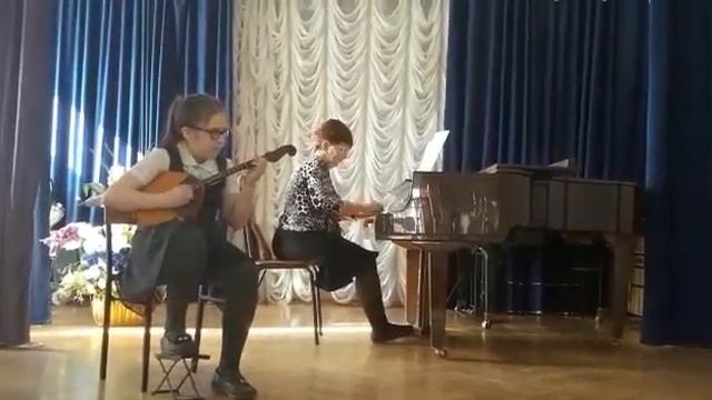 Е.Дербенко "Полька первоклассницы" исполняет Титаренко Полина. Преп.Солонина В.В., конц.Беляева Н.А смотреть онлайн
