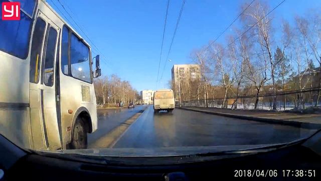 Уфа. 06.04.2018 ПАЗ по встречке. смотреть онлайн