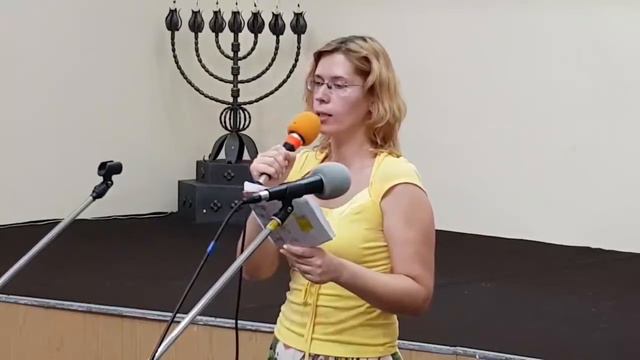 «Когда перед Тобой склоняюсь я в тиши...» – Савирко Алёна смотреть онлайн