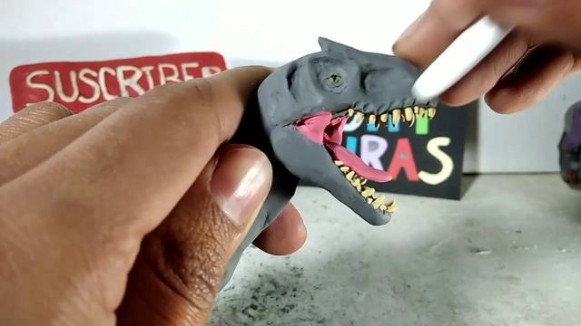 Indominus Rex de plastilina/ How to make The indominus Rex with clay sculpting смотреть онлайн