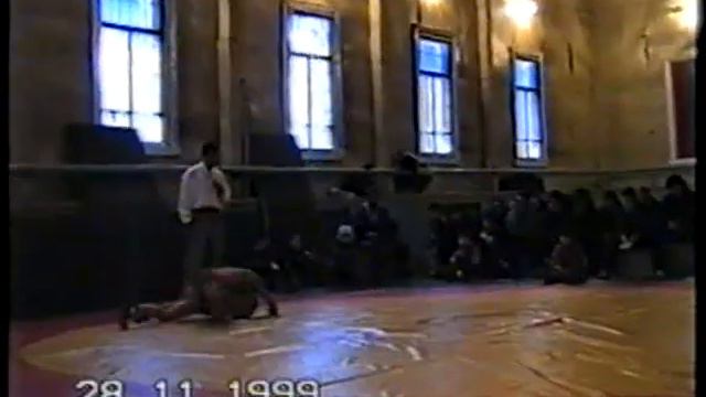 Чемпионат Момского улуса по вольной борьбе - 1999 г. смотреть онлайн
