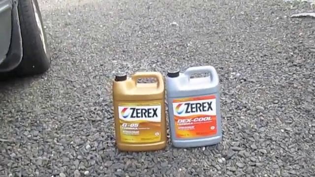 AntiFreeze Coolant Radiator Fluid for a dodge grand caravan Zerex G05 v. Dexcool смотреть онлайн