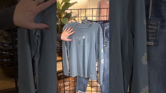 Life Is Good & Democracy Girlfriend Jeans. Women's Fashion from FourSeasonsDirect.com смотреть онлайн