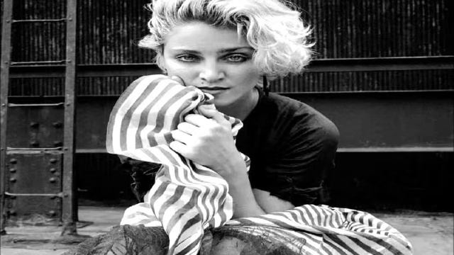 Madonna - Live to Tell смотреть онлайн