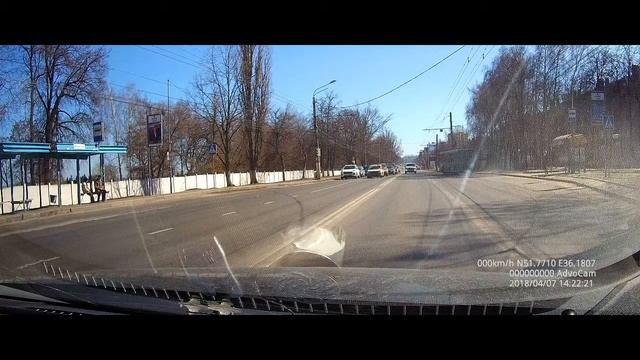 Автохамы Курска - Мерседес госномер Е777ТО46 смотреть онлайн