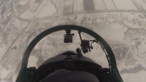 Полет на истребителе вид из кабины +посадка