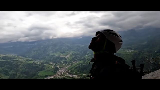 Via Ferrata La Roche Veyrand à Saint Pierre d'Entremont en Savoie (73) смотреть онлайн