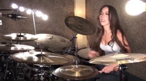 ШИКАРНАЯ БАРАБАНЩИЦА  MEYTAL COHEN