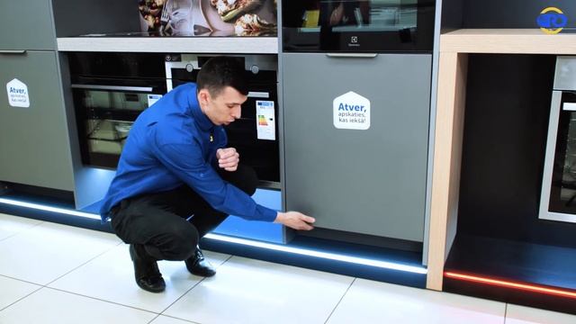 Iebūvējamā trauku mazgājamā mašīna Electrolux EEM69310L смотреть онлайн