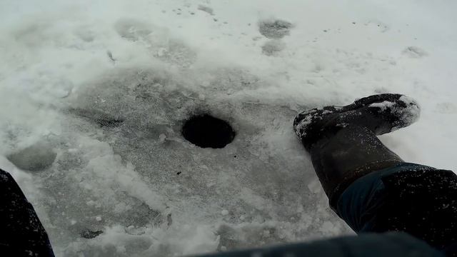 Безмотылка спасла рыбалку!!! смотреть онлайн