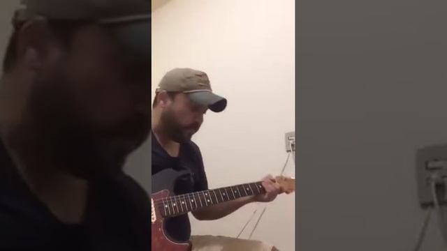 Fender Strato - MEXICO - Dimarzio Paf Pro (ponte), Fender Noiseless (feio); Dimarzio HS2 (braço) смотреть онлайн