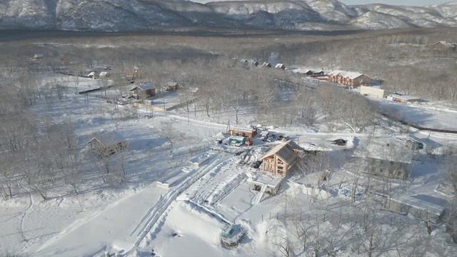 Камчатка, п. Термальный, мкр. Геологи, ул Крузенштерна, декабрь 2022 г. смотреть онлайн