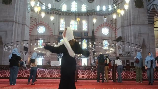Место с особенными путешествиями... смотреть онлайн