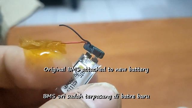 Mi Band error di charge cas Pair First ganti batre | Mi Band disassembly repair replace battery. смотреть онлайн