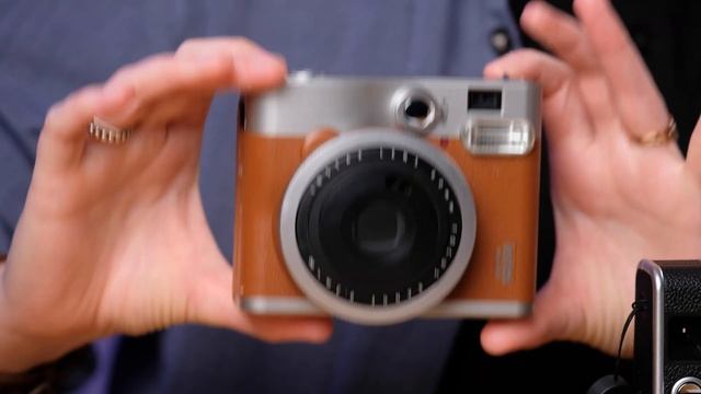 Fujifilm Instax Mini Camera SHOWDOWN - Mini 11 vs. Mini 40 vs. Mini 90! смотреть онлайн