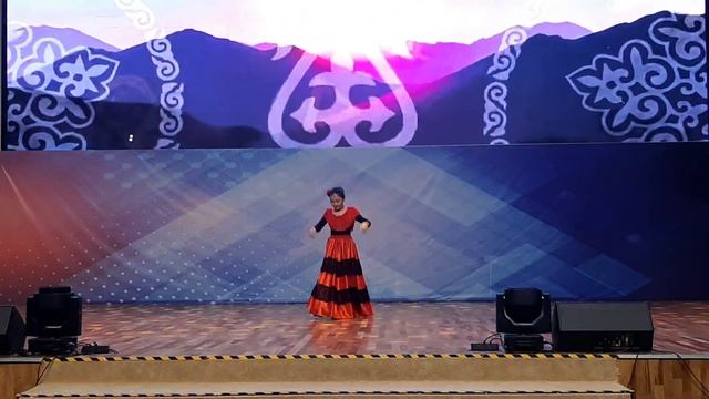 1 мая 2023.Дворец Школьников/2 праздник ,,ДЕНЬ ЕДИНСТВА НАРОДОВ КАЗАХСТАНА,,,! (4) смотреть онлайн