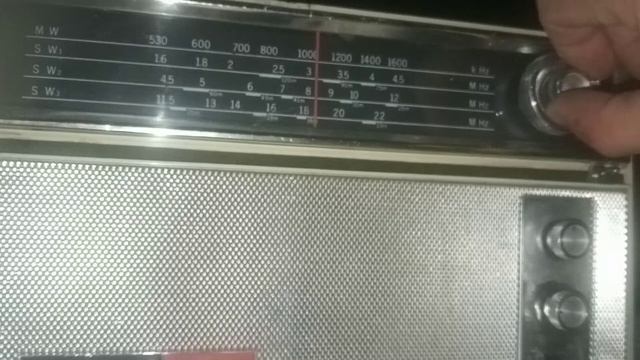 1575 кГц, тройка и пионерский диапазон, 3940 кГц смотреть онлайн