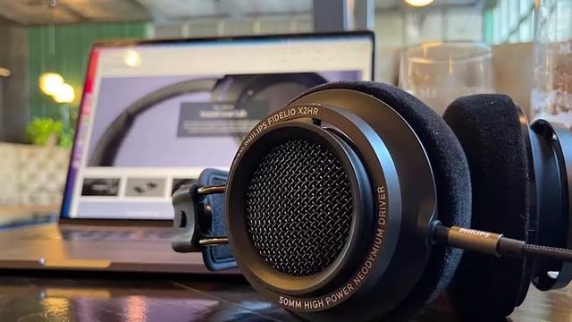 Philips Fidelio X2HR Review смотреть онлайн