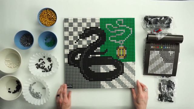 Lego Harry Potter 31201 | Hogwarts Slytherin Crest (part 5) смотреть онлайн