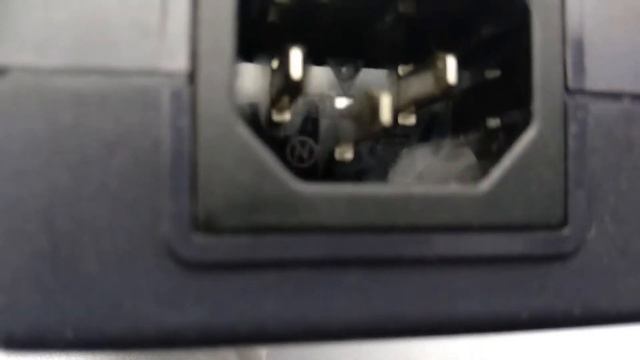 DELL 3R160 ADP-150BB ADP-150BB B 150W-6HOLE AC Adapter смотреть онлайн