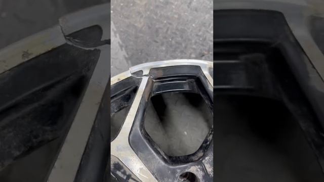 Правка сварка аргоном #ремонтавто #automobile #car #ремонтдисков #wheel #авто #auto #мото #diy смотреть онлайн