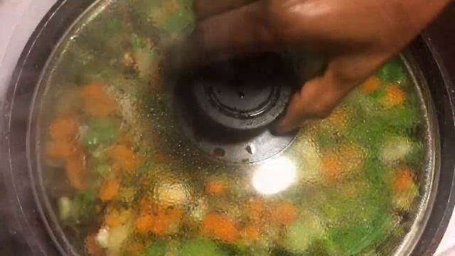 தமிழ் - Vegetable Stuffed Roti by Genie Mum смотреть онлайн