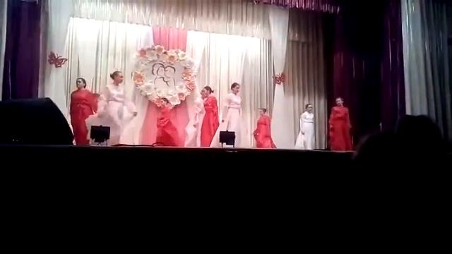 "День матери" Танцевальный коллектив "NON-STOP" Руководитель: Качкурова Наталья Ильинична смотреть онлайн