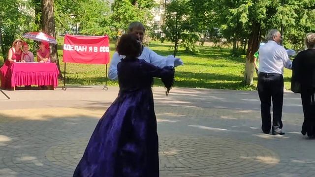 Танцевальный коллектив "Русь" худ. руководитель Тамара Ивановна Соловьева.(Вальс Анастасия) смотреть онлайн