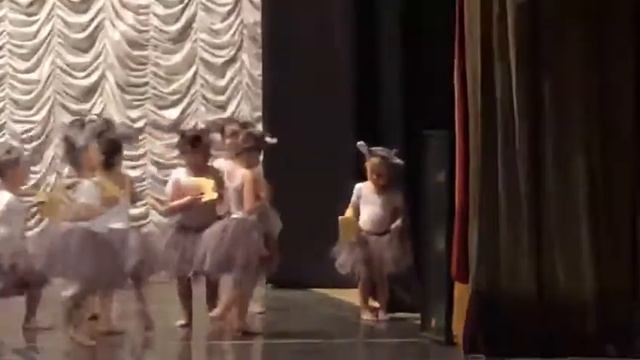 Танец Мышат смотреть онлайн