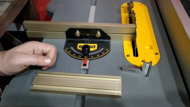 Апгрейд углового упора (транспортира) от пилы Dewalt DWE7485-QS смотреть онлайн