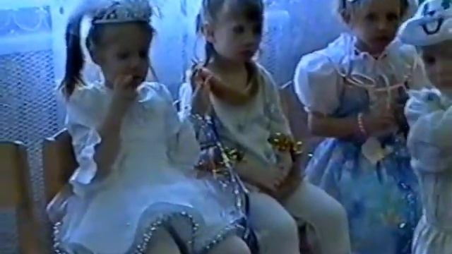 Танец маленьких зверят смотреть онлайн